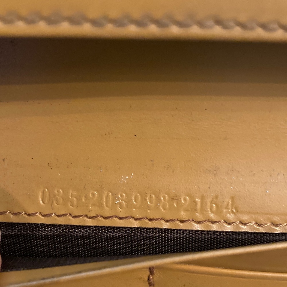 Gucci Vintage long wallet in camel leather with silver-tone "G-clasp" closure. - Picture 8 of 9